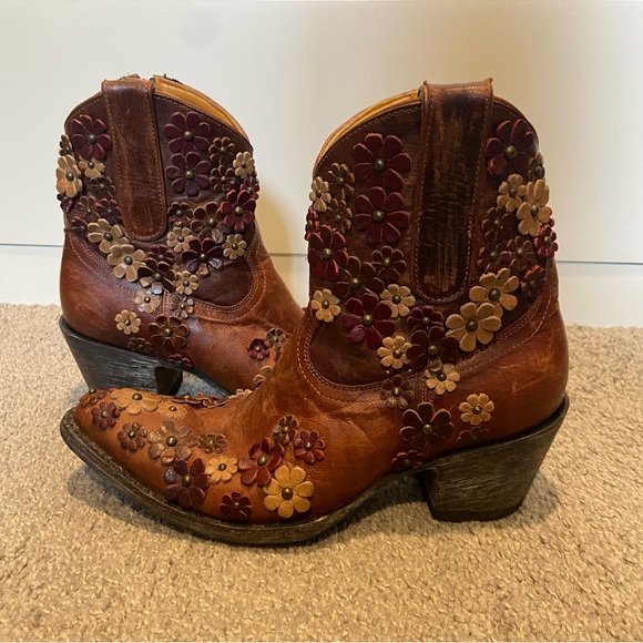 Old Gringo Hippy Dance Boots Burnished Leather 3D Appliquéd Studded Flowers 7.5B - Picture 11 of 16